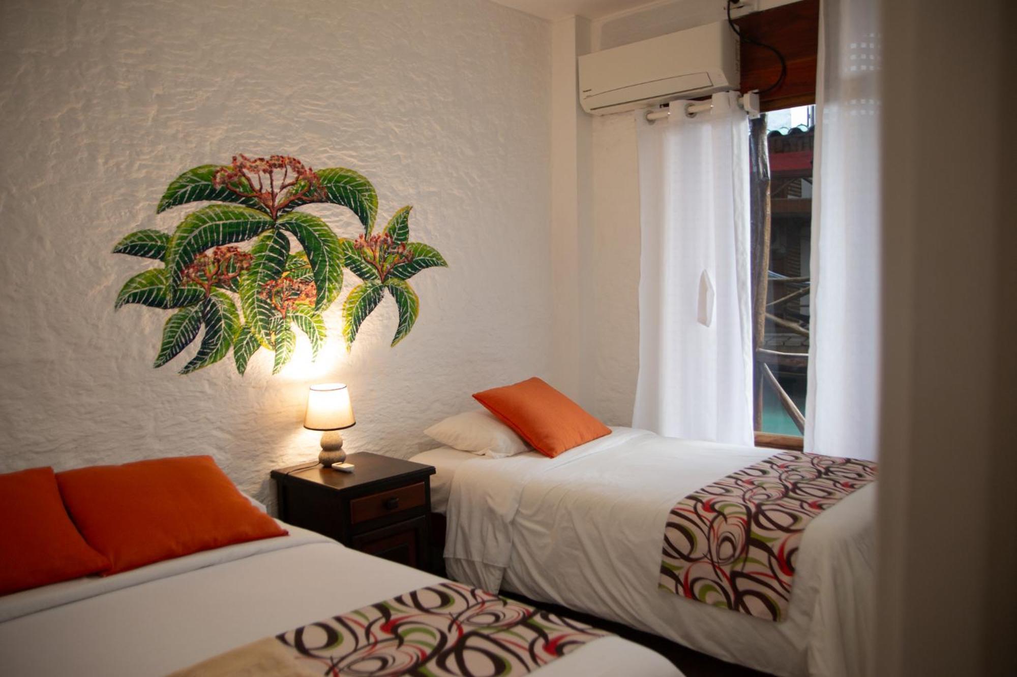 Hotel Miconia Puerto Baquerizo Moreno Extérieur photo