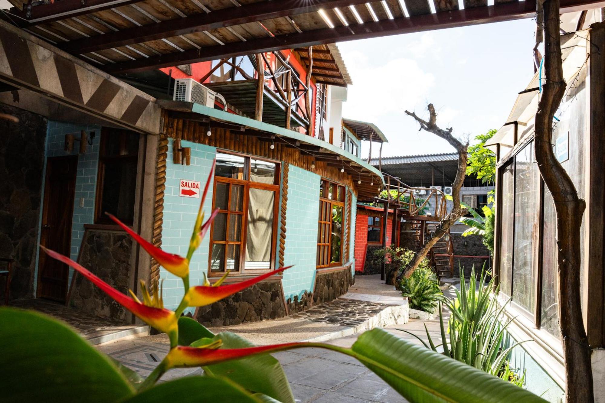 Hotel Miconia Puerto Baquerizo Moreno Extérieur photo