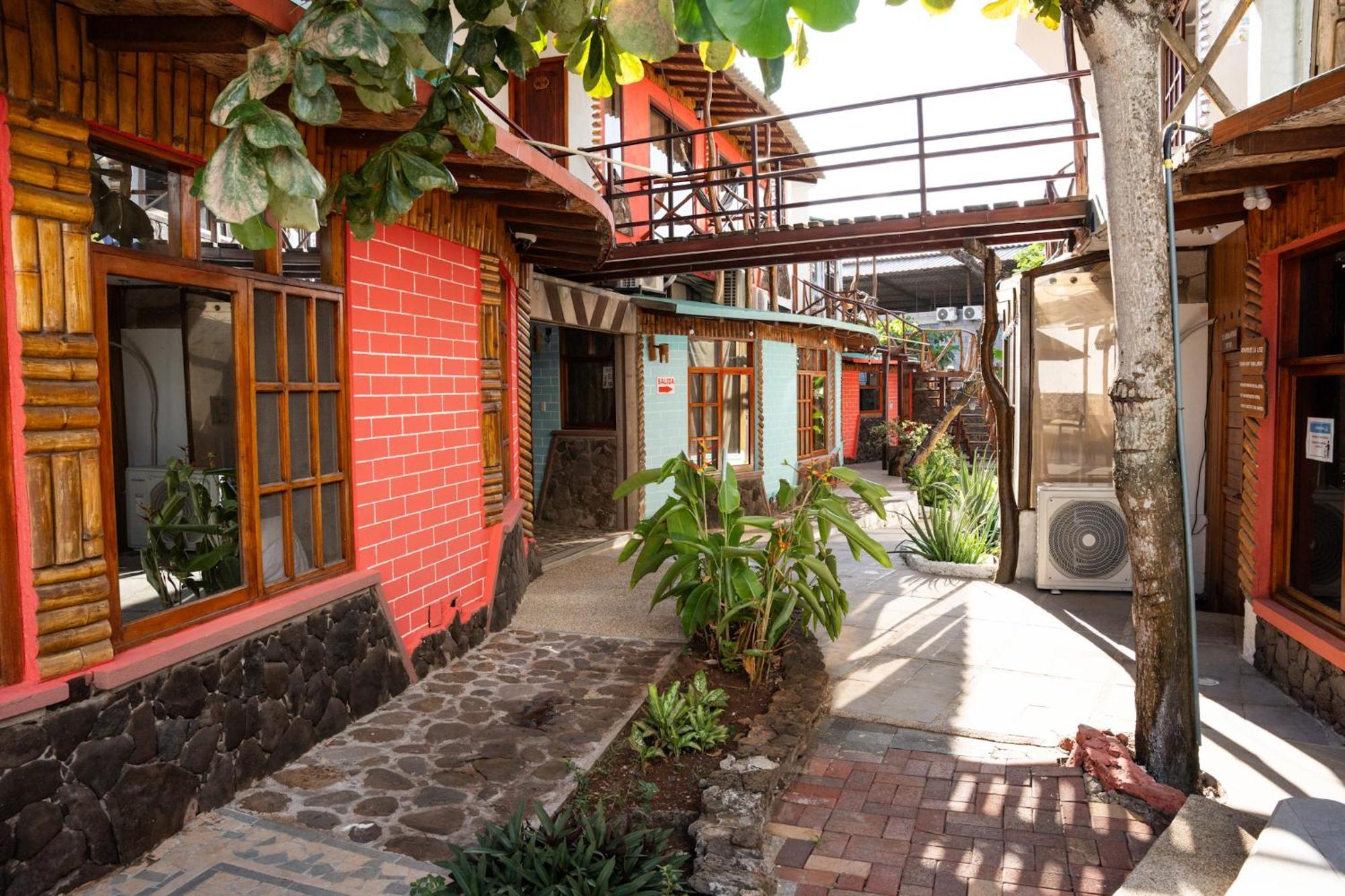 Hotel Miconia Puerto Baquerizo Moreno Extérieur photo