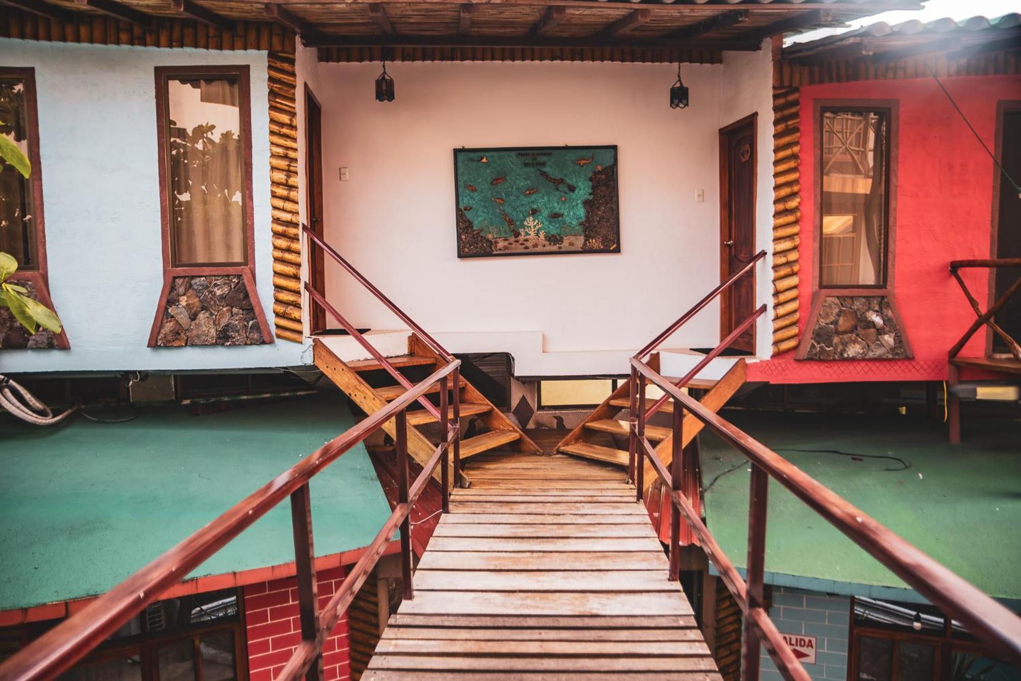 Hotel Miconia Puerto Baquerizo Moreno Extérieur photo